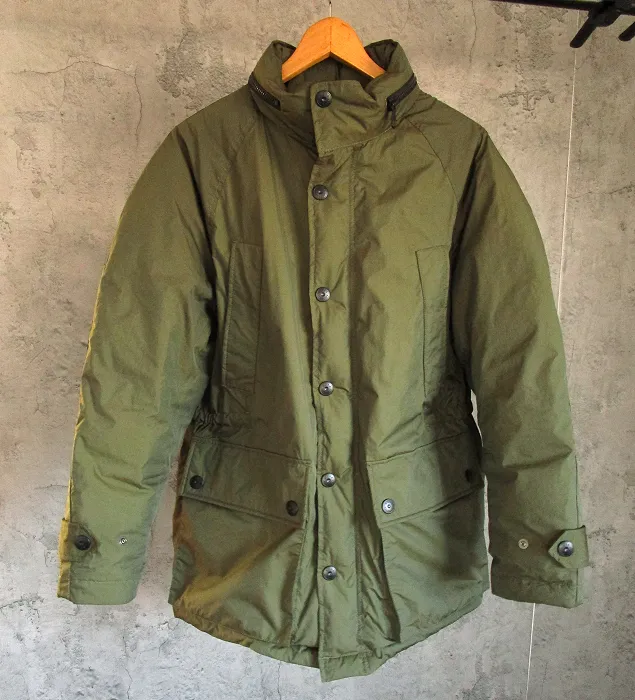 低身長メンズにおすすめのダウンジャケットブランド、西川ダウン