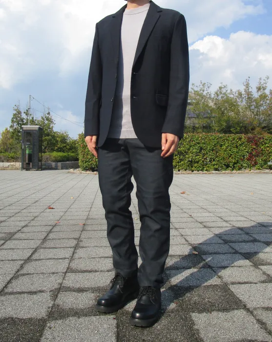 AUENを着用した40代男性全身コーディネート