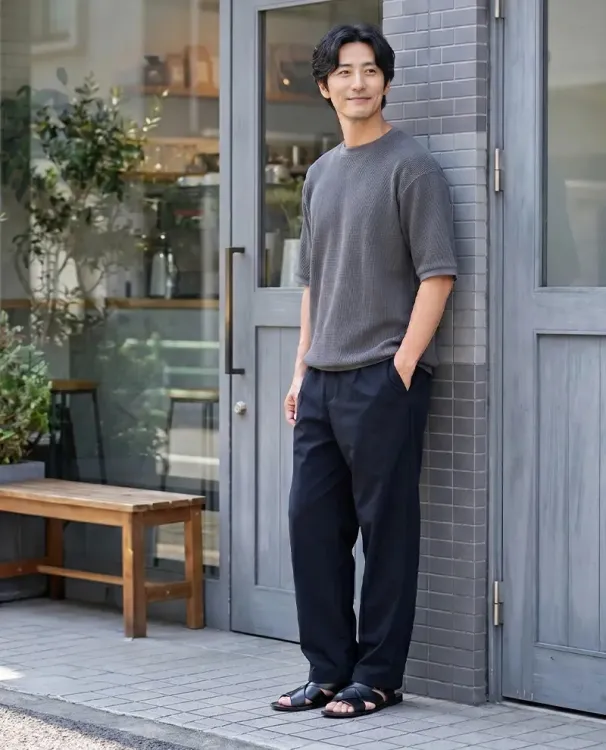 AUENのワイドパンツ