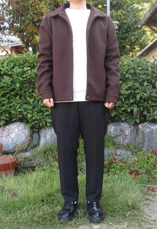 スプートニクスの服を着用した筆者