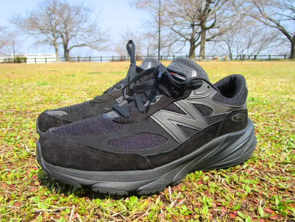 身長を盛れるニューバランス990V6トリプルブラック