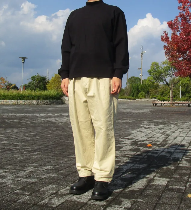 トールシューズのワイドパンツコーデ