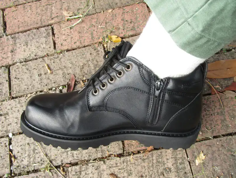 トールシューズのデザイン