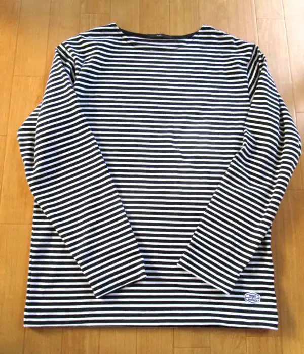 シップスのバスクシャツ