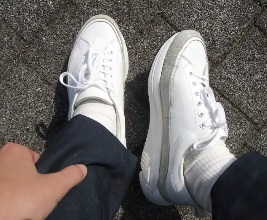 LORRYのデザインはブーツに近い